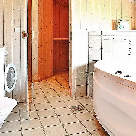 Two-bedroom Holiday In Ringkobing 8 * Klegod